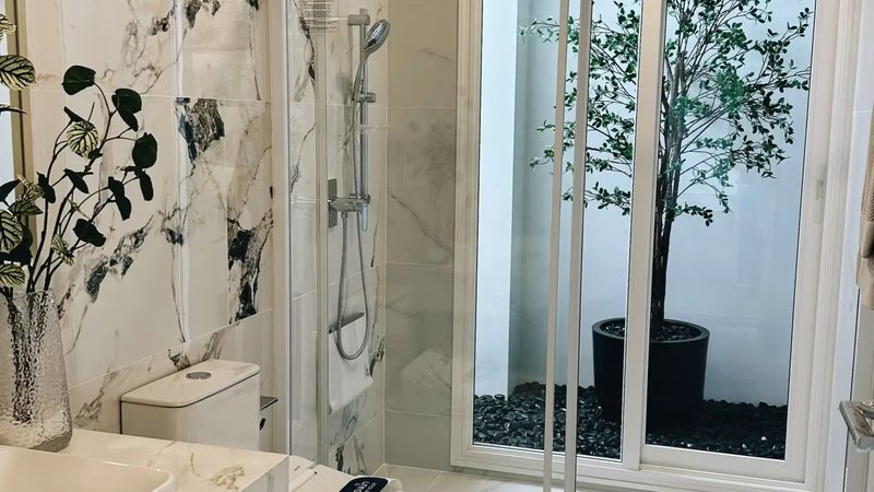 家用光伏板价格揭秘：一瓦多少，你真的了解吗？**